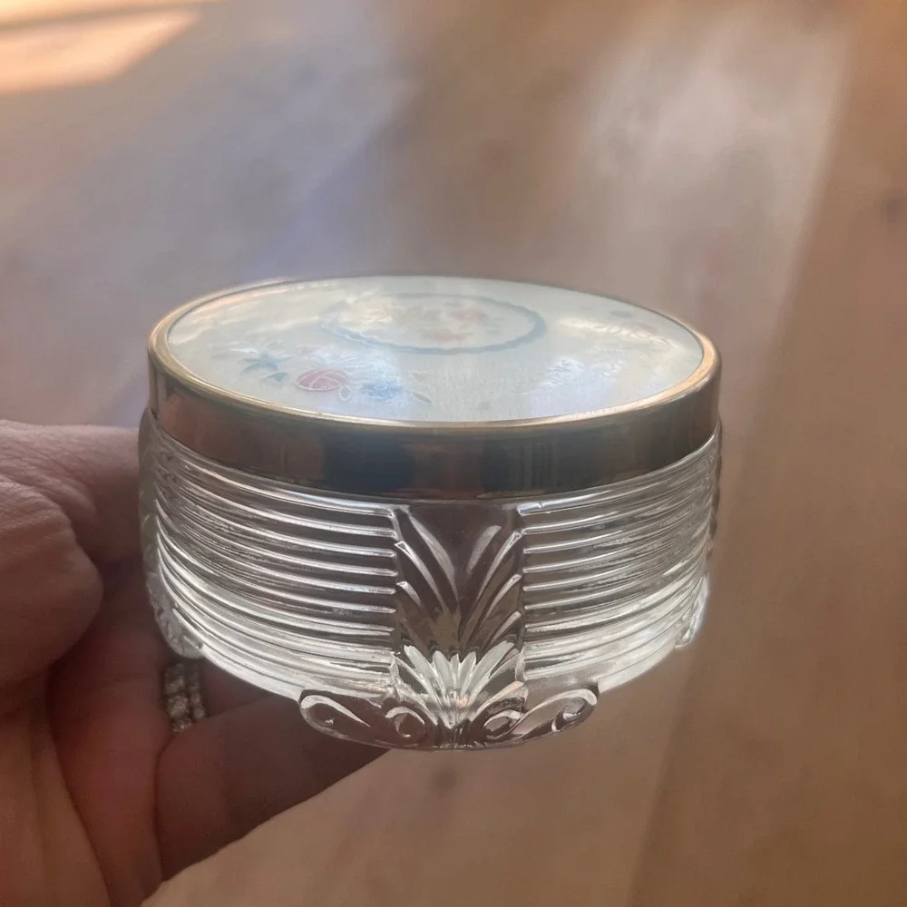 N/A vintage glass
